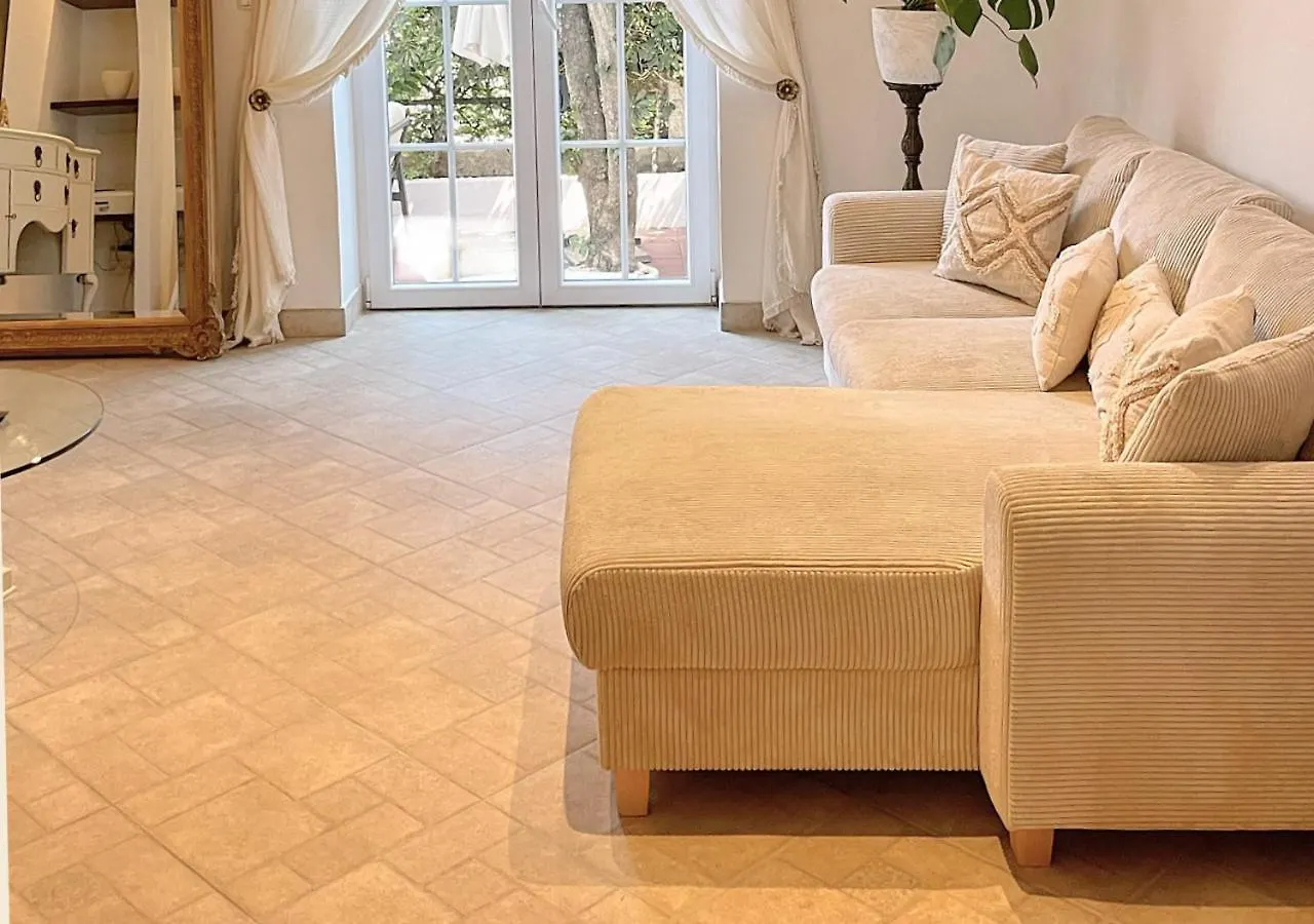 Stadt & Strandnahes Apartment Mit Garten & Bbq Σπλιτ Κροατία