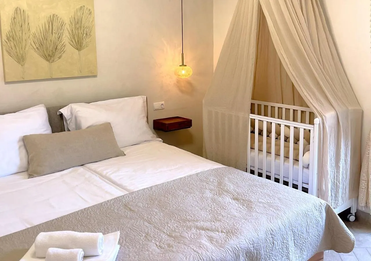 Stadt & Strandnahes Apartment Mit Garten & Bbq Split Croatia